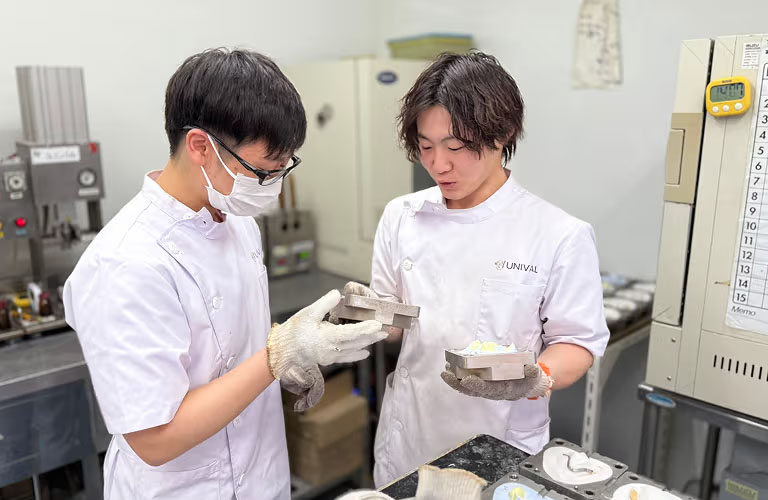 義歯のプロフェッショナルへ